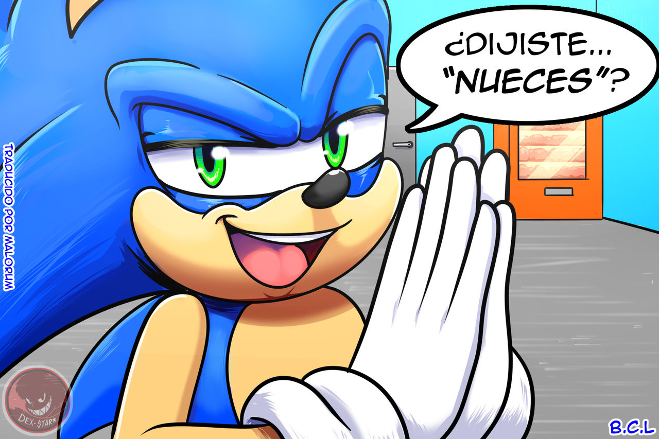 Did you say nuts?  ¿Dijiste nueces? image number 1