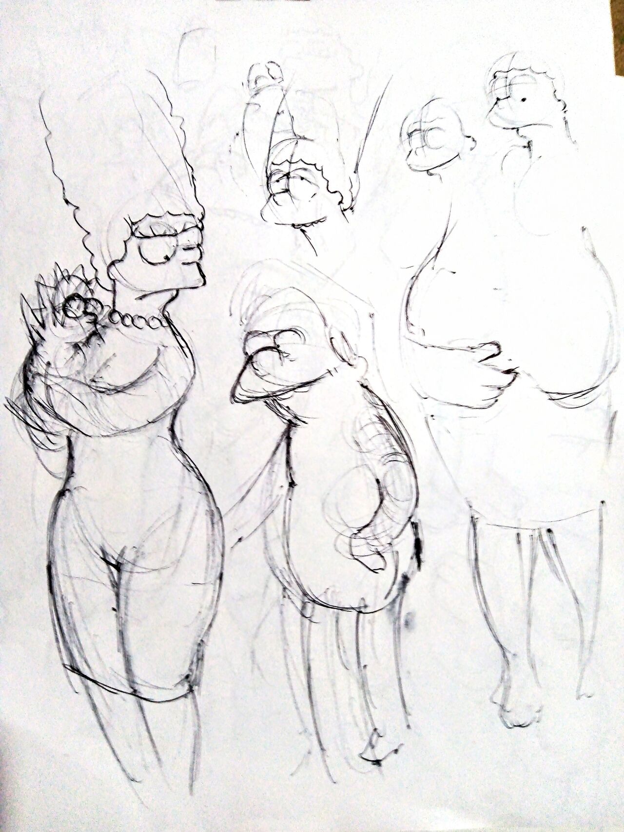 Marge Simpson con Nelson y Bart image number 5